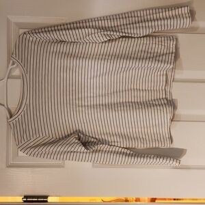 Sonoma goods for life long sleeve crewneck tee medium